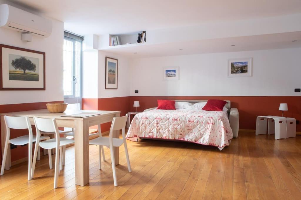 Comfortable Flat In Porta Romana Milan Bagian luar foto