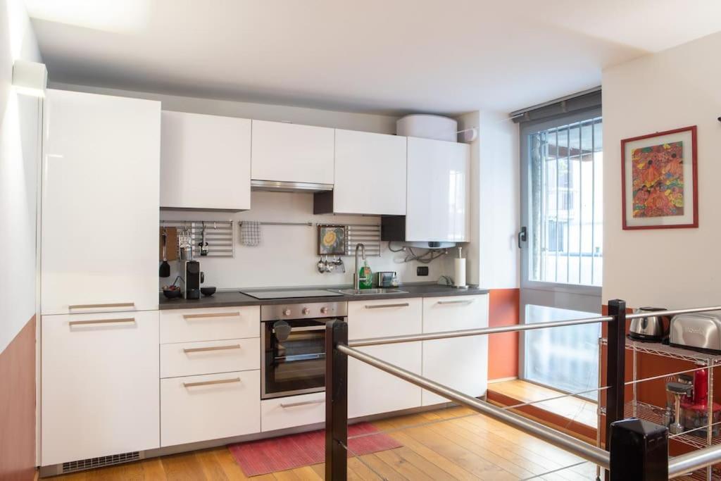Comfortable Flat In Porta Romana Milan Bagian luar foto